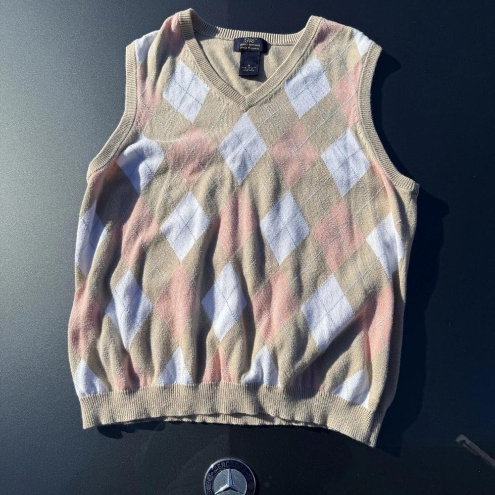 Men's Argyle Sweater Vest - Beige, White, Pink